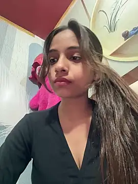 Snapshot of its_anuuu chatting on February 28, 2026, 2:51 pm its anuuu online show from February 28, 2026, 2:51 pm