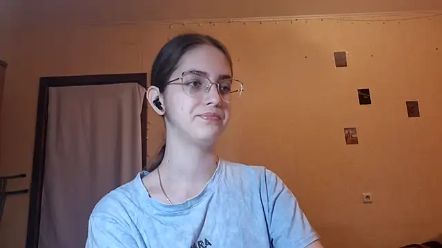 Katelemon online show from July 10, 2026, 10:18 am
