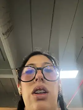 susi chimm online show from February 24, 2026, 2:04 pm