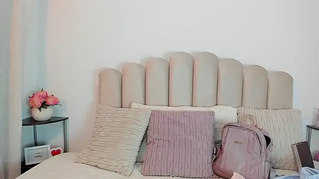 celeste z online show from March 12, 2026, 1:17 pm