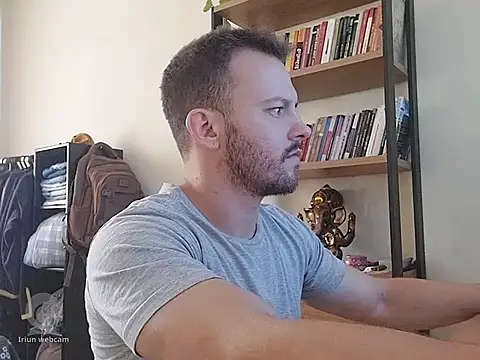 Snapshot of amanteloiro chatting on March 4, 2026, 2:01 pm amanteloiro online show from March 4, 2026, 2:01 pm