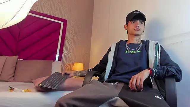 Dominic Foxx online show from February 26, 2026, 12:37 pm