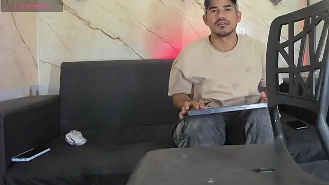 Latins on fire online show from March 18, 2026, 1:36 pm