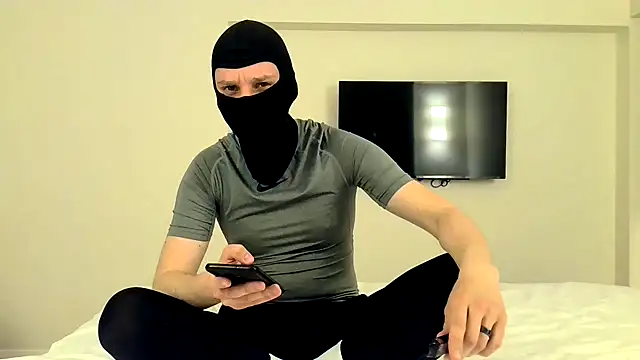 Snapshot of RyanRubber chatting on March 23, 2026, 8:02 pm RyanRubber online show from March 23, 2026, 8:02 pm