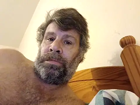 Snapshot of stud2512 chatting on March 2, 2026, 7:32 pm stud2512 online show from March 2, 2026, 7:32 pm