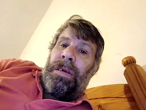 Snapshot of stud2512 chatting on March 3, 2026, 5:08 pm stud2512 online show from March 3, 2026, 5:08 pm