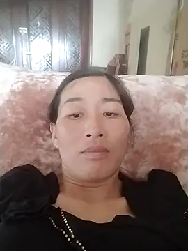 lris-Beauty77 online show from March 27, 2026, 7:14 am