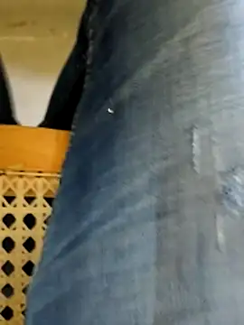 Snapshot of blackbeauty321 chatting on February 23, 2026, 4:21 am blackbeauty321 online show from February 23, 2026, 4:21 am