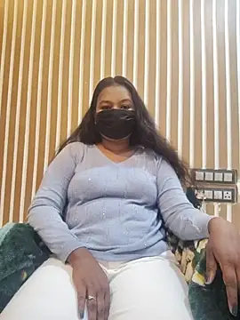 Snapshot of Cutie_bae011 chatting on February 25, 2026, 5:33 pm Cutie bae011 online show from February 25, 2026, 5:33 pm