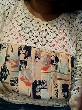 Snapshot of Cutie_bae011 chatting on February 28, 2026, 5:47 pm Cutie bae011 online show from February 28, 2026, 5:47 pm