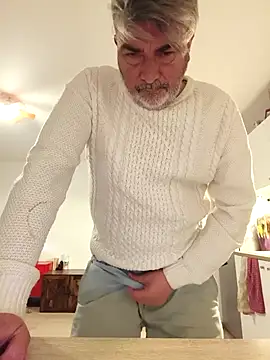 eruzam59000 online show from April 3, 2026, 9:07 am