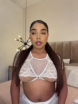 AnnyVega   online show from July 25, 2026, 10:07 pm