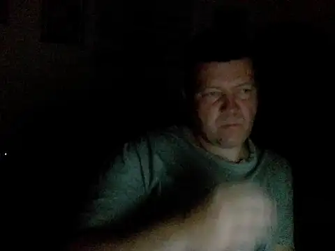 Snapshot of pozitiva000 chatting on March 19, 2026, 5:39 pm pozitiva000 online show from March 19, 2026, 5:39 pm