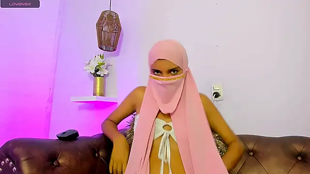 Natashax  online show from April 10, 2026, 8:13 pm