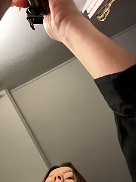 UnholyAmy online show from April 1, 2026, 7:11 pm