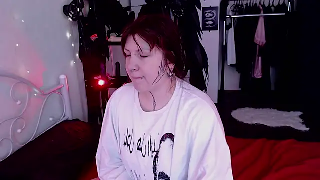 GothicKiraVex online show from May 9, 2026, 7:57 am