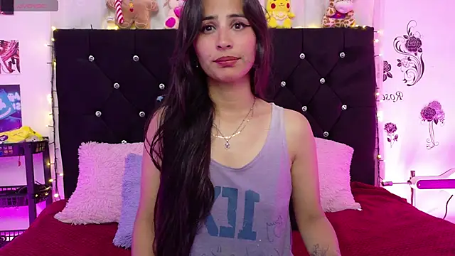 Snapshot of rose_sexy_smiley chatting on February 23, 2026, 2:20 am rose sexy smiley online show from February 23, 2026, 2:20 am