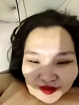 Snapshot of Sweety_Cheekss chatting on March 1, 2026, 2:52 pm Sweety Cheekss online show from March 1, 2026, 2:52 pm