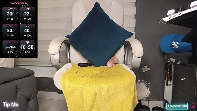 dirty 27cms online show from November 23, 2025, 1:05 am