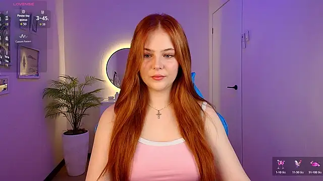 Elle Funning online show from March 25, 2026, 2:50 am