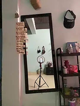 AnelimDagota  online show from April 13, 2026, 11:48 am