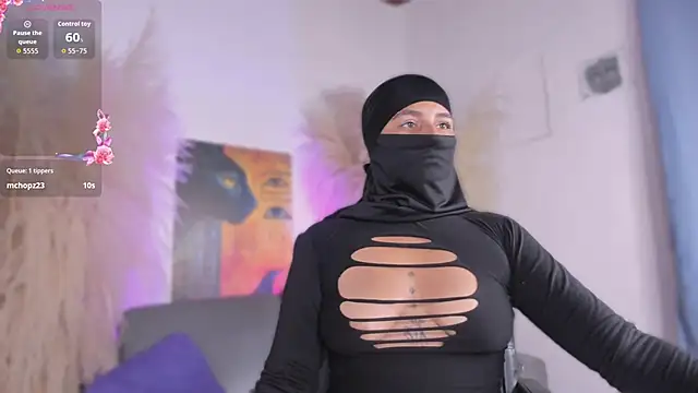 milkk  online show from February 25, 2026, 10:52 pm