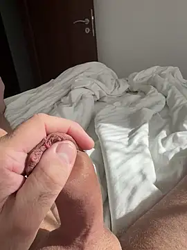 cocktale99 online show from April 9, 2026, 6:41 am