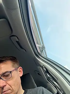 Snapshot of rotoli chatting on March 4, 2026, 2:12 pm rotoli online show from March 4, 2026, 2:12 pm