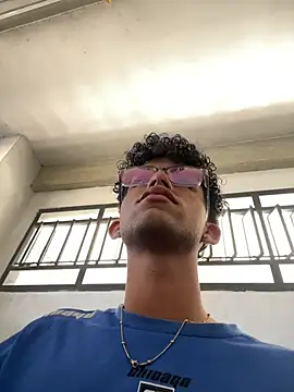 Stickmendez online show from March 9, 2026, 2:43 pm