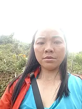 elen8800 online show from March 3, 2026, 1:12 am