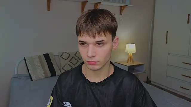 nixyasebe online show from March 12, 2026, 7:25 am