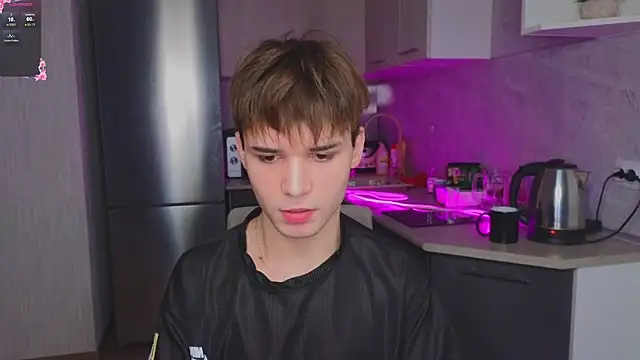 nixyasebe online show from April 13, 2026, 11:05 am