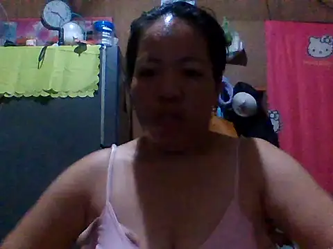 Snapshot of sweet_lhyn chatting on May 7, 2026, 1:27 pm sweet lhyn online show from May 7, 2026, 1:27 pm