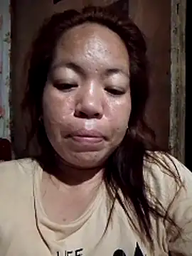 Snapshot of sweet_lhyn chatting on May 22, 2026, 1:06 pm sweet lhyn online show from May 22, 2026, 1:06 pm