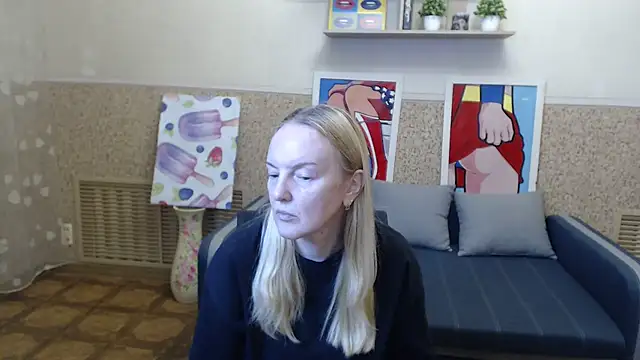 Snapshot of Bella_soulmate chatting on July 13, 2026, 11:24 am Bella soulmate online show from July 13, 2026, 11:24 am