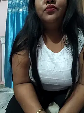 Moonae online show from March 23, 2026, 2:10 pm