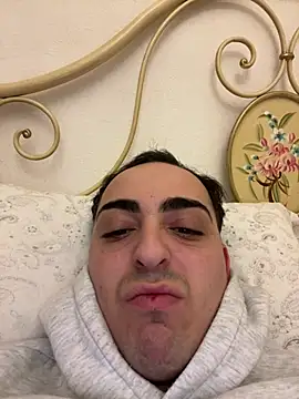 Snapshot of ombra99 chatting on March 4, 2026, 2:34 pm ombra99 online show from March 4, 2026, 2:34 pm