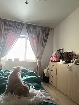 angelicfenix online show from March 27, 2026, 7:36 am