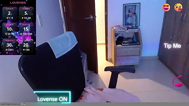 Akame spicy online show from March 3, 2026, 10:59 pm