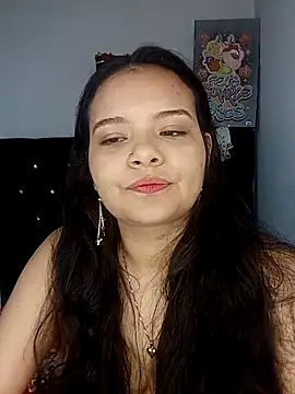 Emily Rouse23 online show from May 6, 2026, 3:46 am