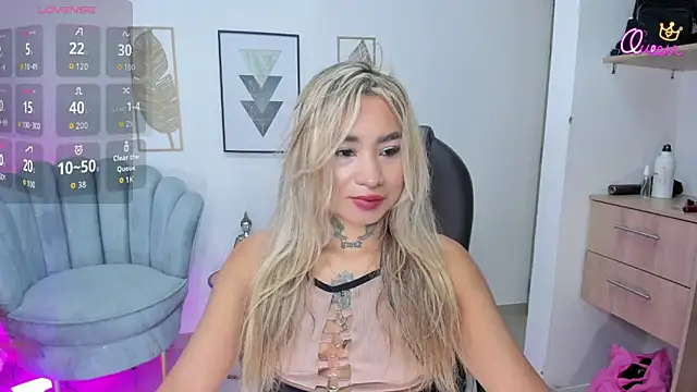 mystic nova  online show from May 21, 2026, 11:39 am