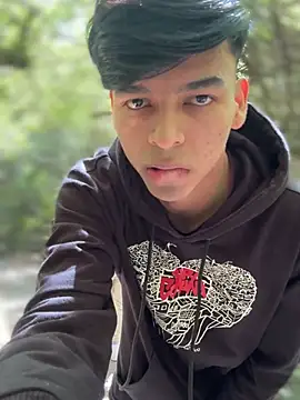 Snapshot of The_Conquer chatting on March 21, 2026, 7:17 pm The Conquer online show from March 21, 2026, 7:17 pm