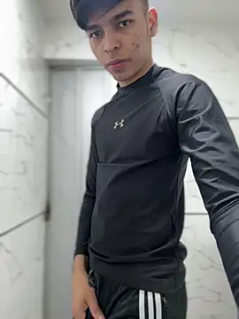 Snapshot of The_Conquer chatting on April 16, 2026, 6:41 pm The Conquer online show from April 16, 2026, 6:41 pm