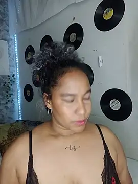 medusafox  online show from July 3, 2026, 4:52 am