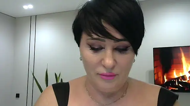 Snapshot of Kleotempt chatting on March 5, 2026, 7:10 pm Kleotempt online show from March 5, 2026, 7:10 pm