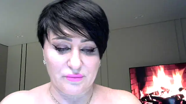 Snapshot of Kleotempt chatting on March 7, 2026, 5:43 pm Kleotempt online show from March 7, 2026, 5:43 pm