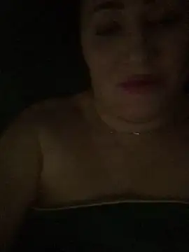 Snapshot of Kleotempt chatting on April 7, 2026, 12:11 am Kleotempt online show from April 7, 2026, 12:11 am