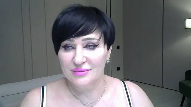 Snapshot of Kleotempt chatting on April 15, 2026, 8:20 pm Kleotempt online show from April 15, 2026, 8:20 pm