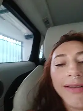 curvy samantta online show from February 25, 2026, 7:34 pm