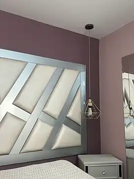 Ashleeyprincess01 online show from April 13, 2026, 1:05 pm